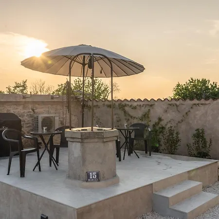 Couette-café Marichi 4*