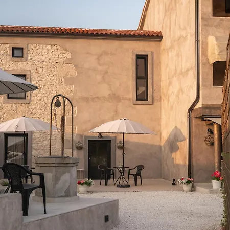 Marichi Couette-café 4*