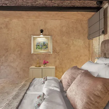 Marichi 4* Marici (Sveta Nedelja)