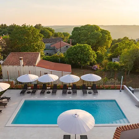 Marichi Marici (Sveta Nedelja)