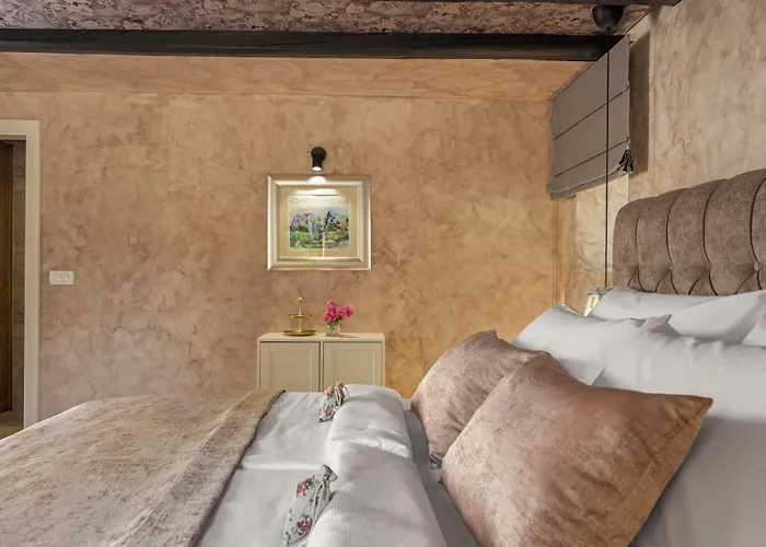 Marichi 4* Marici (Sveta Nedelja)